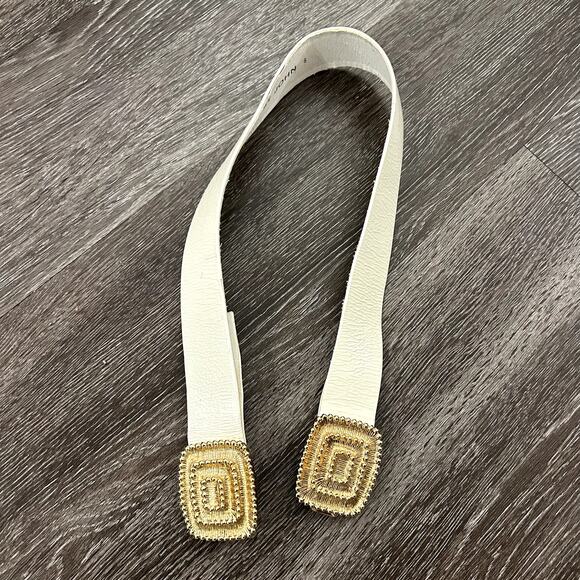 Vintage St. John White Leather Belt Sz 6 Gold Statement Buckle Adjustable Waist - Picture 4 of 16